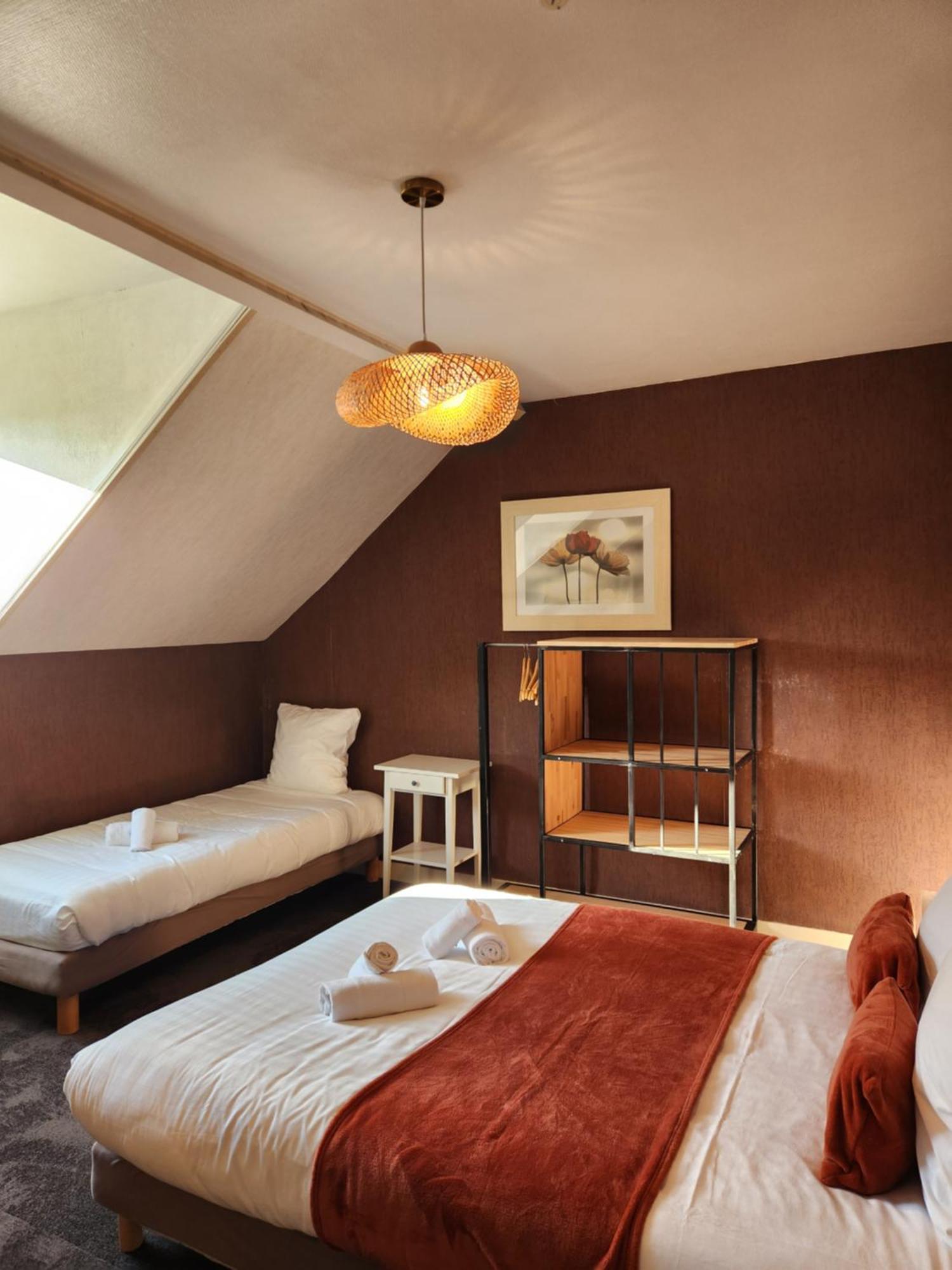 Le Petit Montmartre Hotel ดีนาร์ ภายนอก รูปภาพ